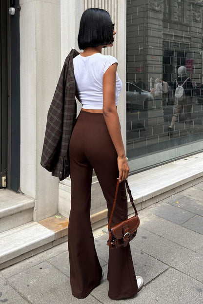 High-Waist Flared Pants with Front Clasp Detail – Elegant Double Fabric Trousers for Women