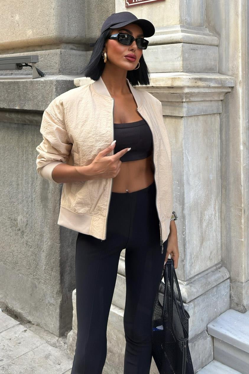 Urban Air Bomber Jacket – Lightweight Streetwear in Black, Khaki & Beige