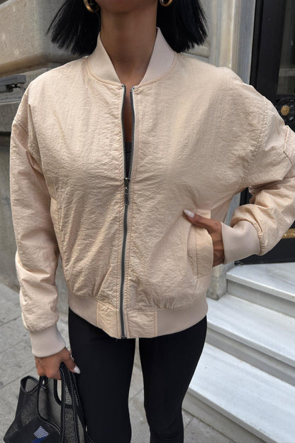 Urban Air Bomber Jacket – Lightweight Streetwear in Black, Khaki & Beige