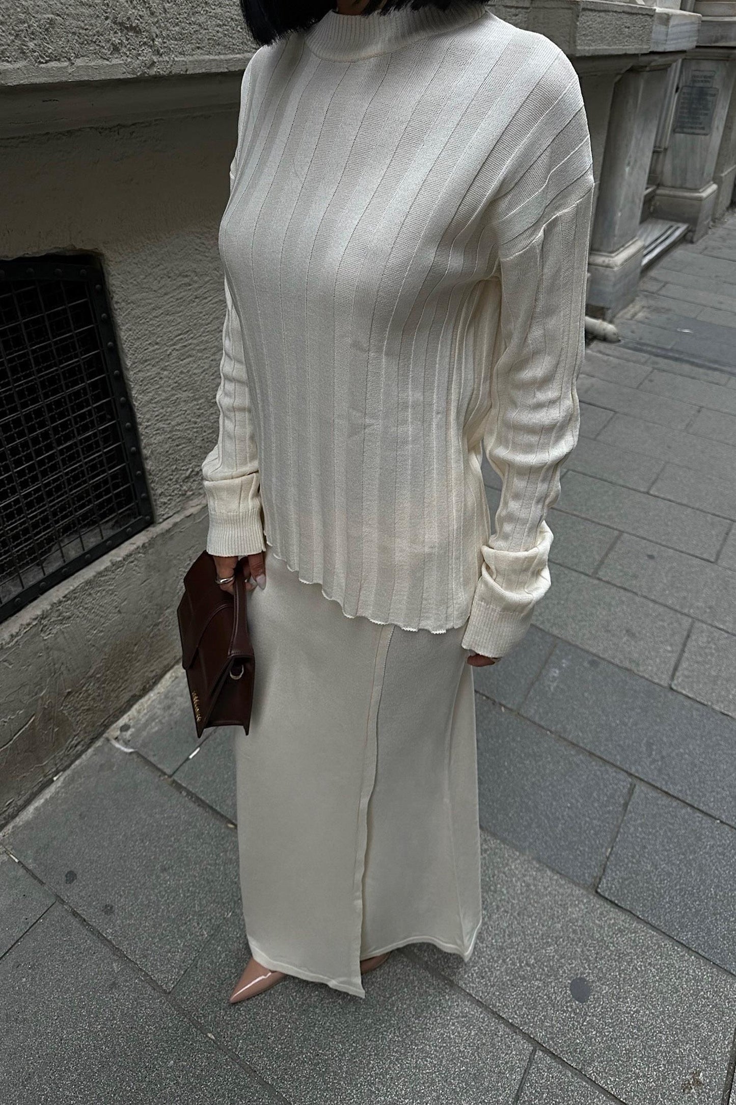 Darcy Knit Skirt & Top Set – Elegant Ribbed Two-Piece with Slit Detail – Gray