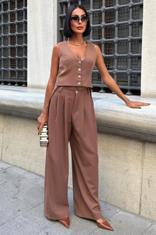 Elegant Double Fabric Vest & Pleated Wide-Leg Pants Set – Mocha