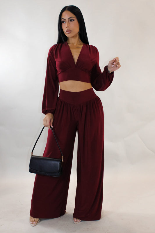 Luxe Two-Piece Set – Elegant Wide-Leg Pants & V-Neck Crop Top – Red