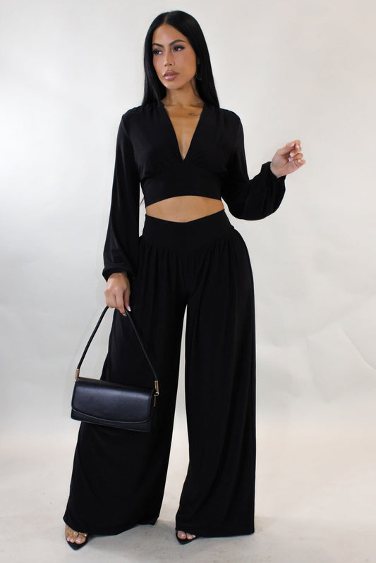 Luxe Two-Piece Set – Elegant Wide-Leg Pants & V-Neck Crop Top – Black