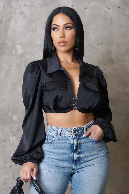 Undiscovered Crop Top - Black